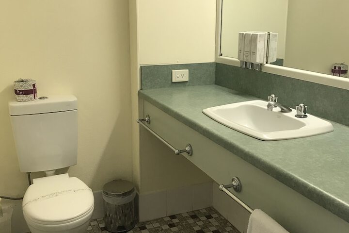 Room 17 of 29