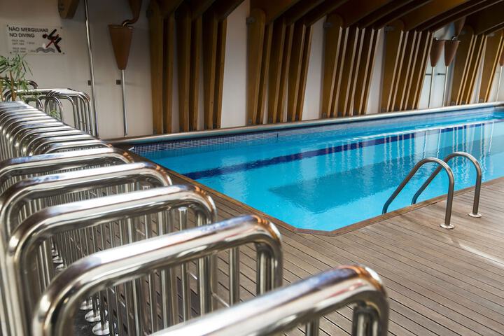 Pool 31 of 51