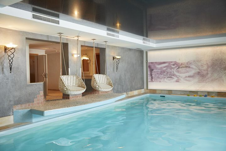 Pool 61 of 116