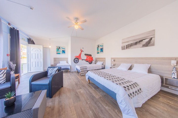 Room 5 of 27