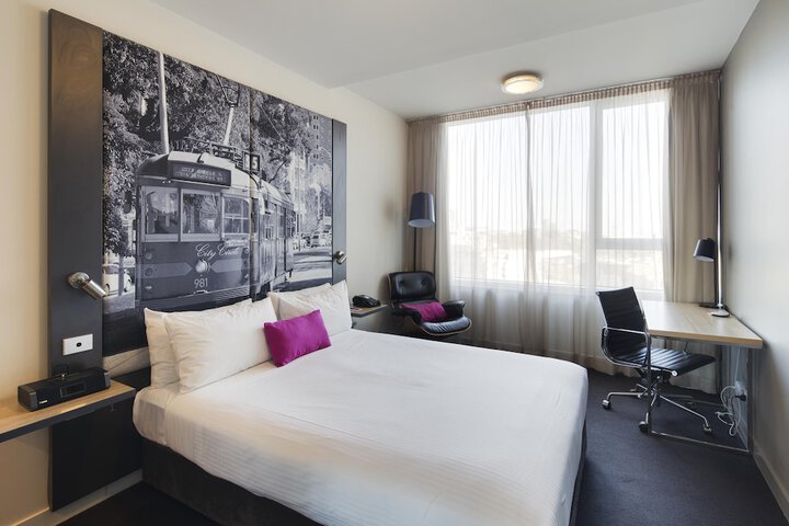 Room 5 of 39