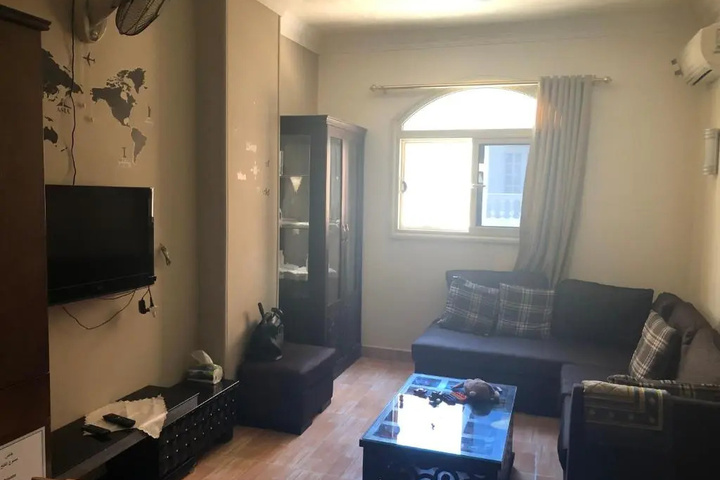 Room 9 of 15