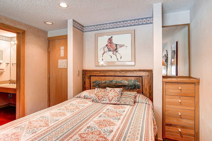 Room 5 of 29