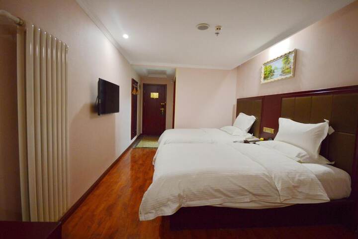 Room 29 of 59