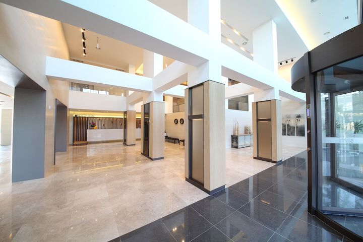 Lobby Photos