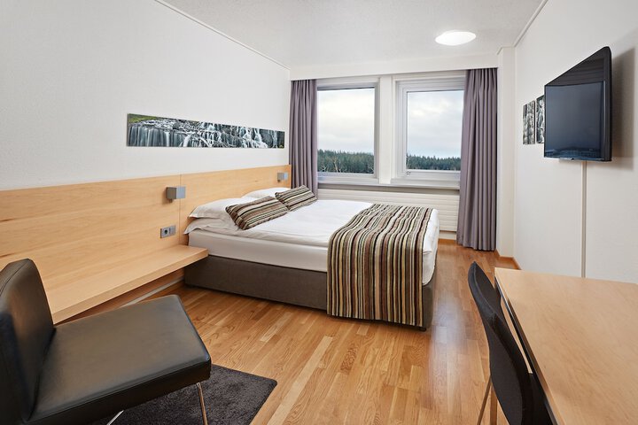 Room 32 of 81