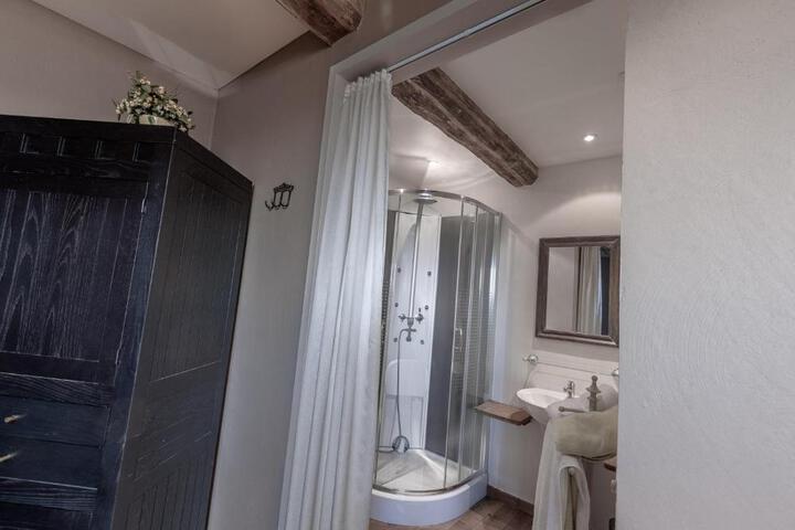General 27 of 77