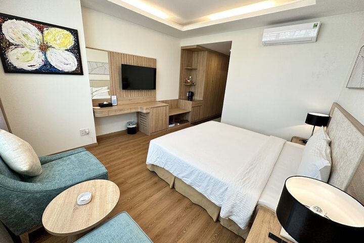 Room 13 of 71