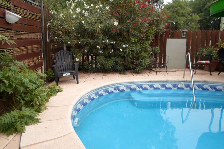 Pool 63 of 126