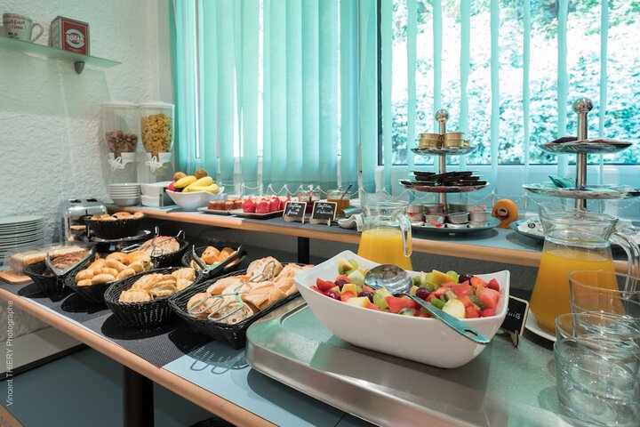 Breakfast/Coffee Service 21 of 64