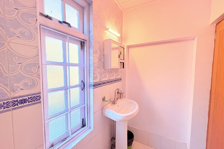 Room 20 of 24