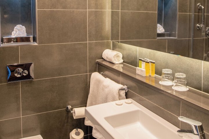 Bath Interior
