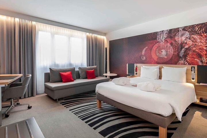 Room 45 of 145