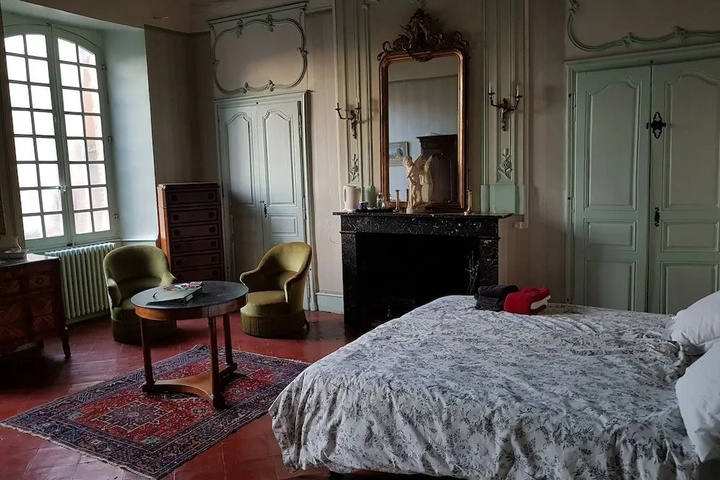 Room 3 of 14