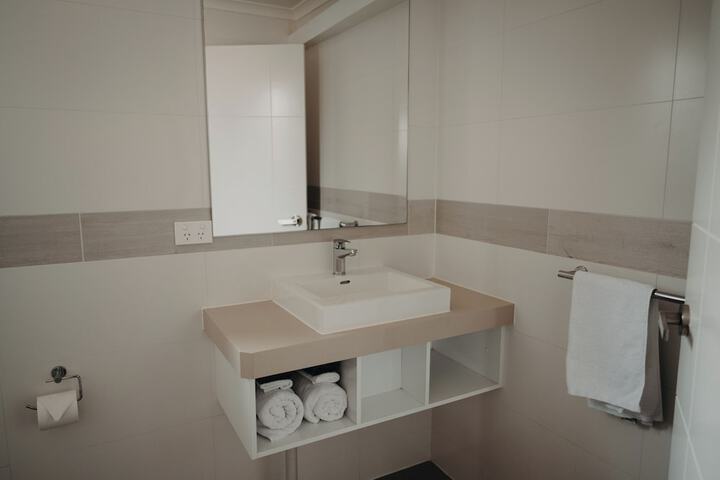 Room 48 of 93