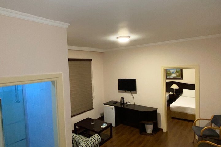 Room 12 of 46