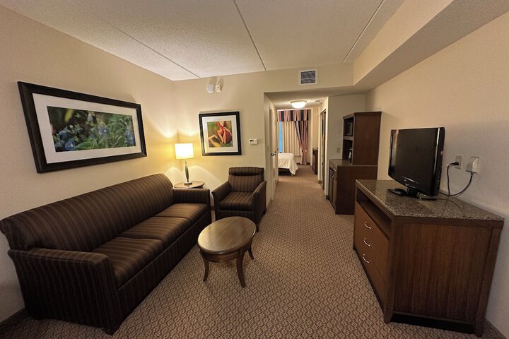 Room 14 of 28