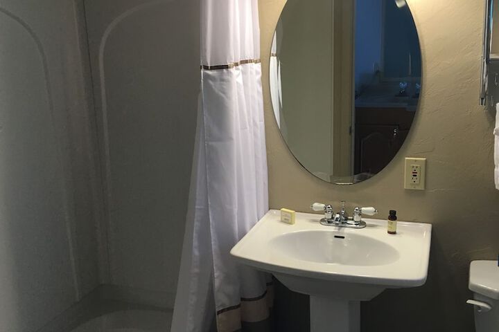 Room 60 of 119