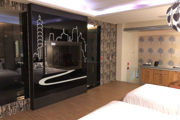 Room 20 of 49