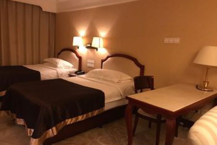 Room 22 of 43