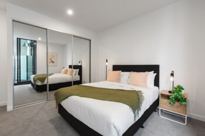Room 15 of 24