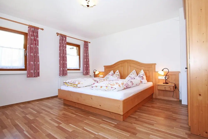 Room 3 of 15