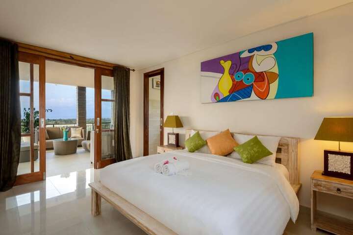 Room 5 of 27
