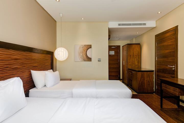 Room 15 of 60