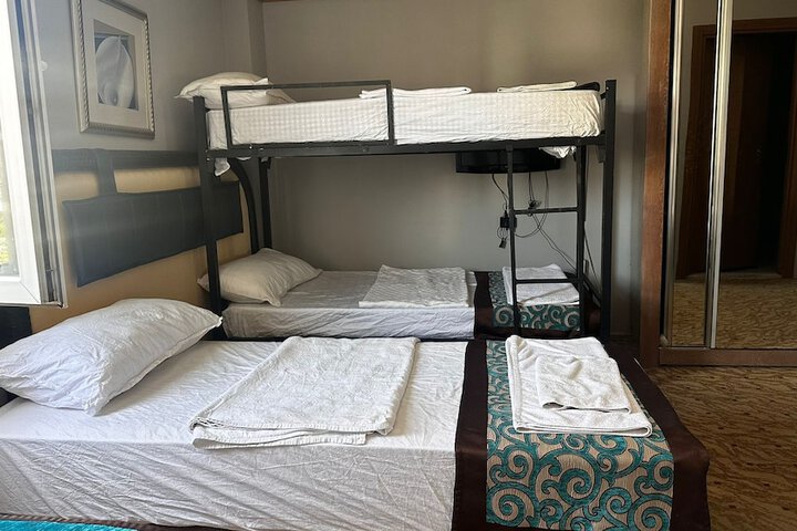 Room 90 of 116