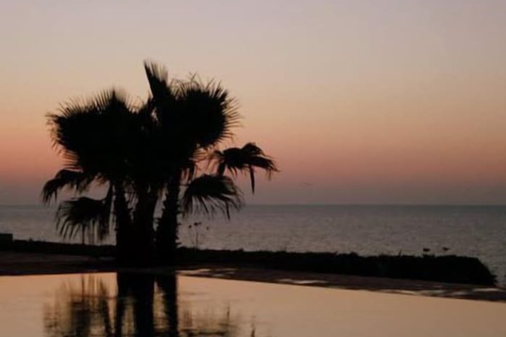 Pool Hotel