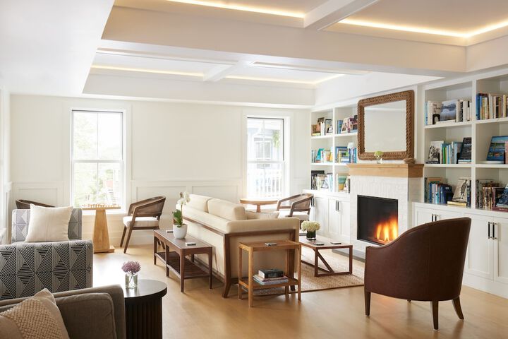 Hotel Interior 2 of 33