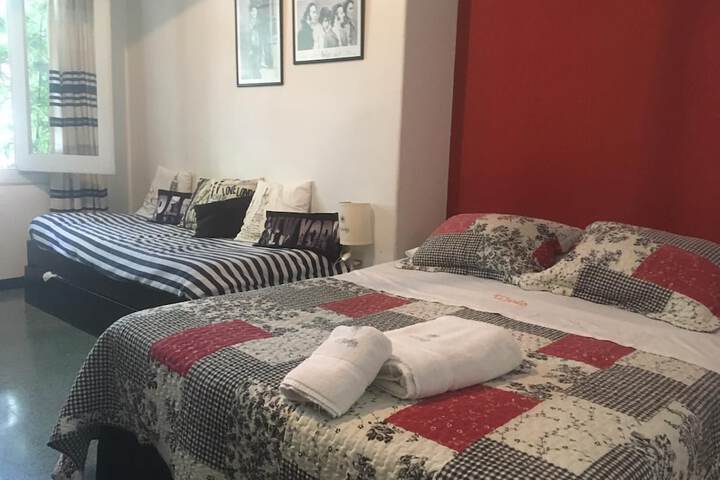 Room 12 of 23