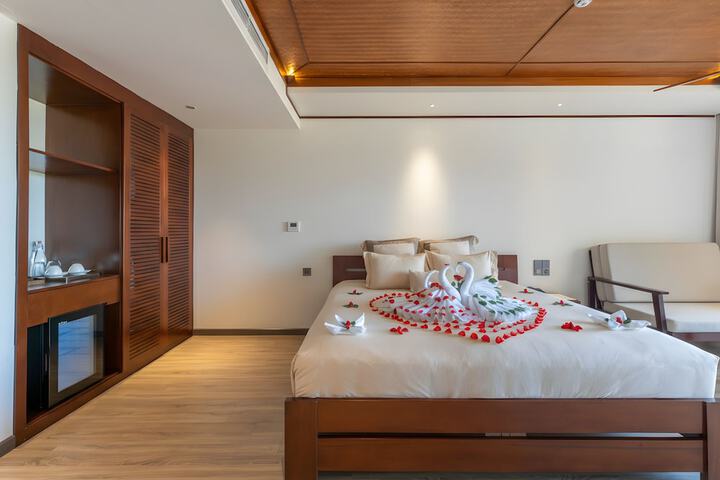 Room 36 of 169