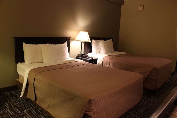 Room 6 of 31