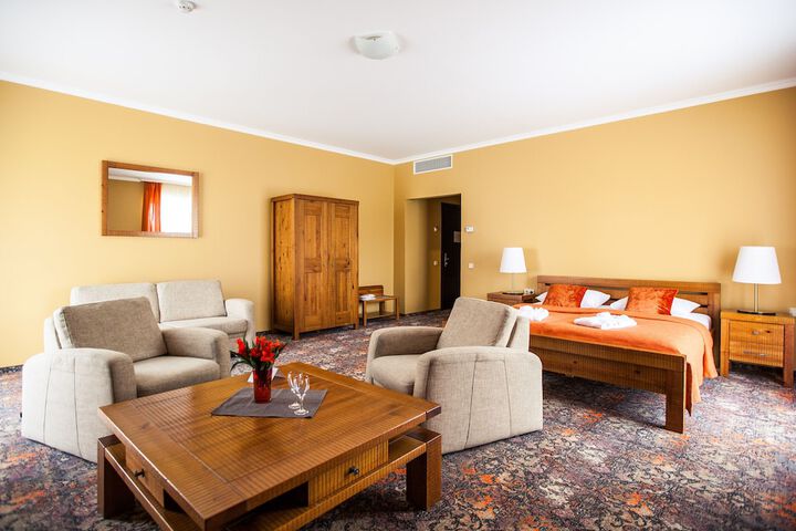 Room 20 of 75