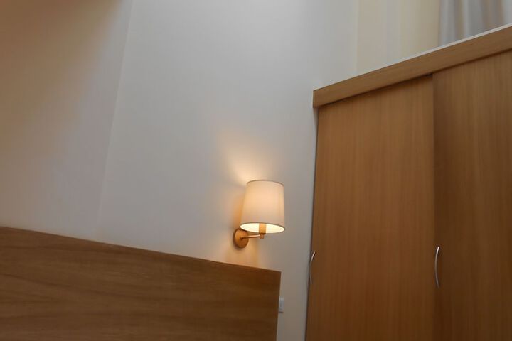 Room 7 of 40