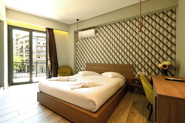 Room 58 of 200