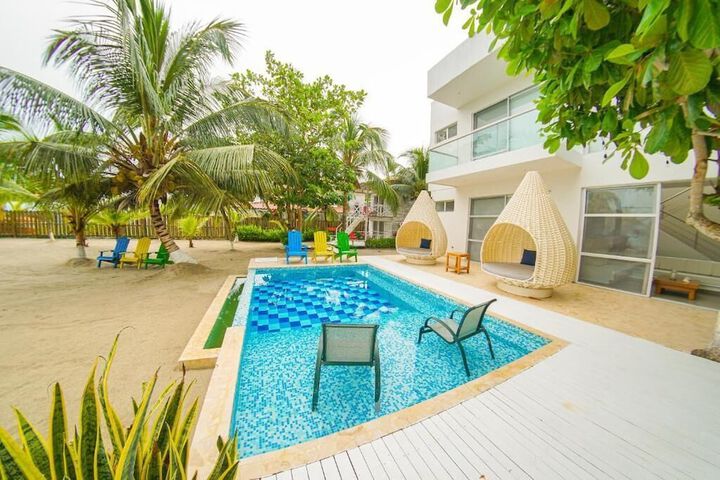 Pool 54 of 71