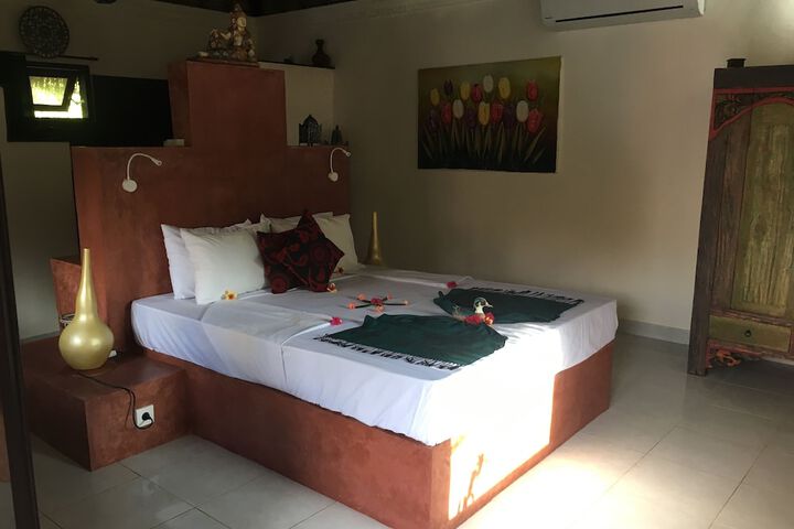 Room 10 of 145