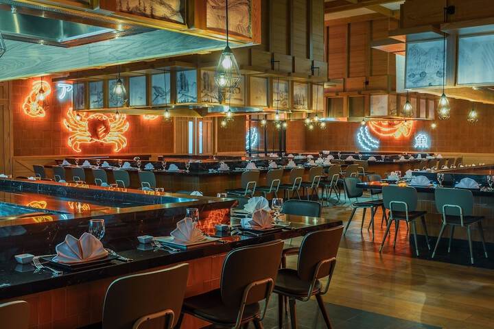Dining 86 of 147