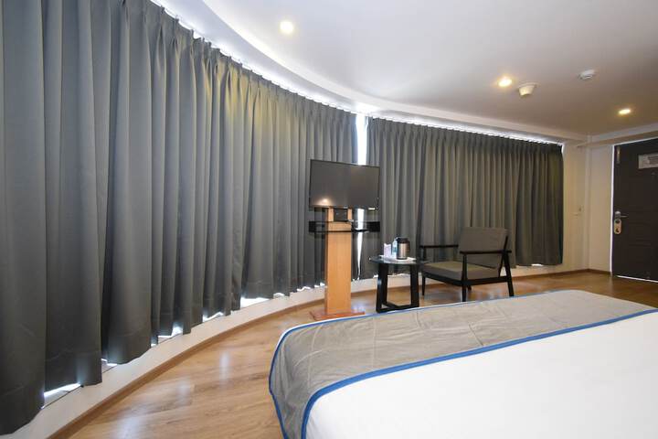 Room 21 of 61