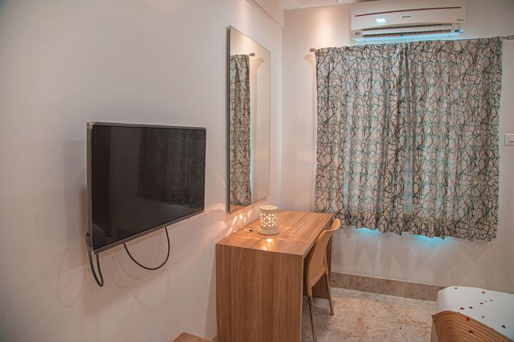 Room 25 of 46