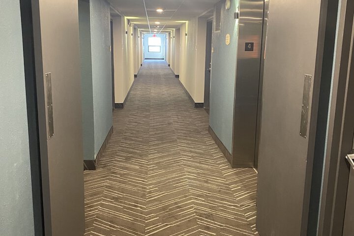 Ballroom/Hall 9 of 11