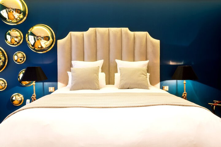 Room 21 of 74
