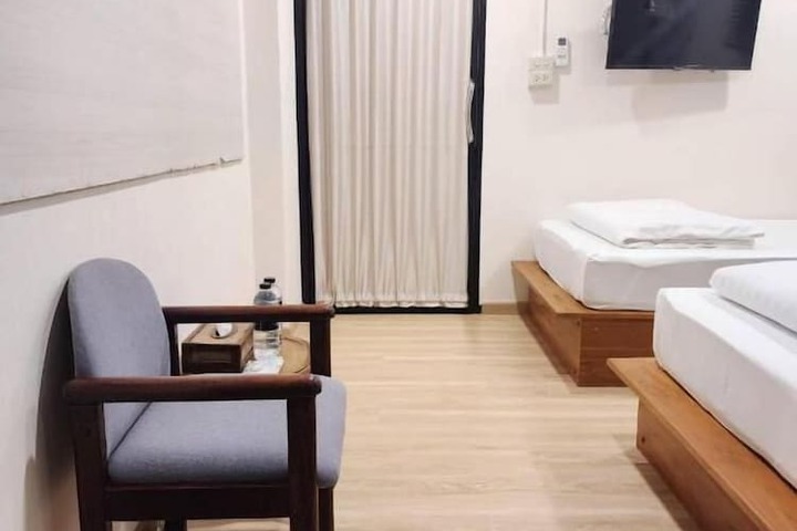 Room 41 of 84