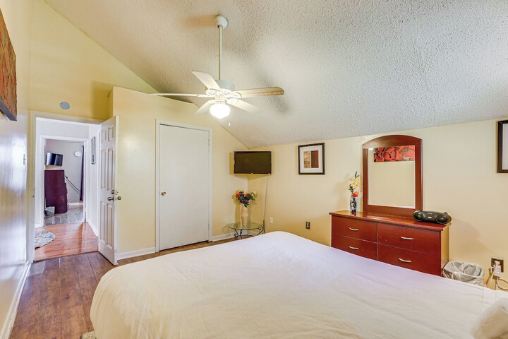 Room 11 of 53