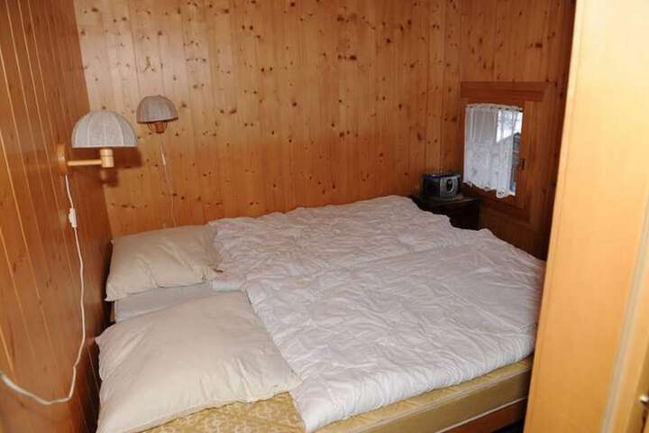 Room 5 of 31