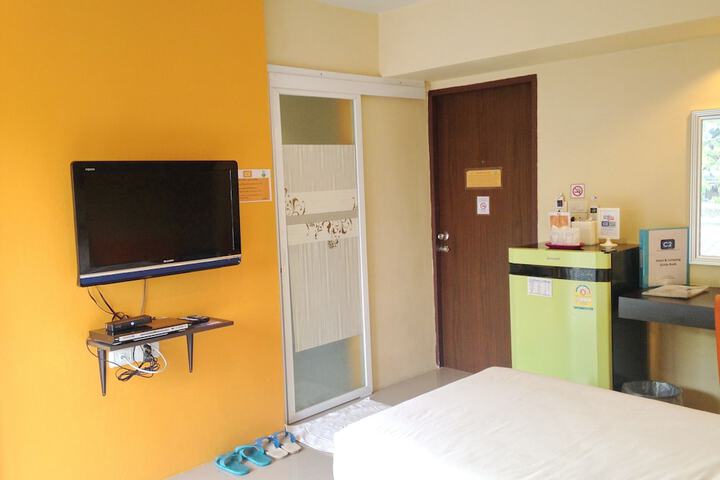 Room 5 of 36