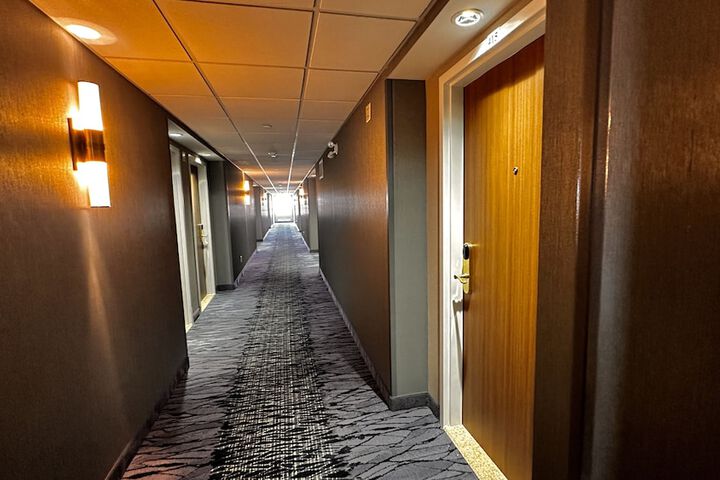 Hotel 72 of 74