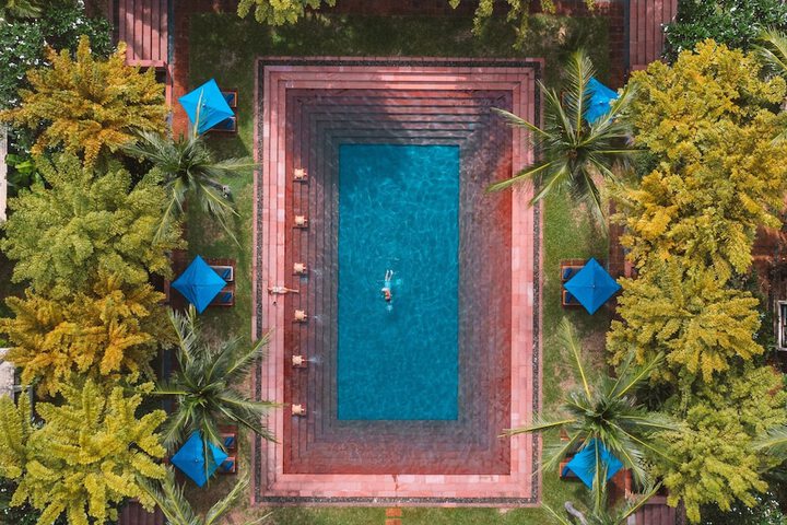 Pool 41 of 66
